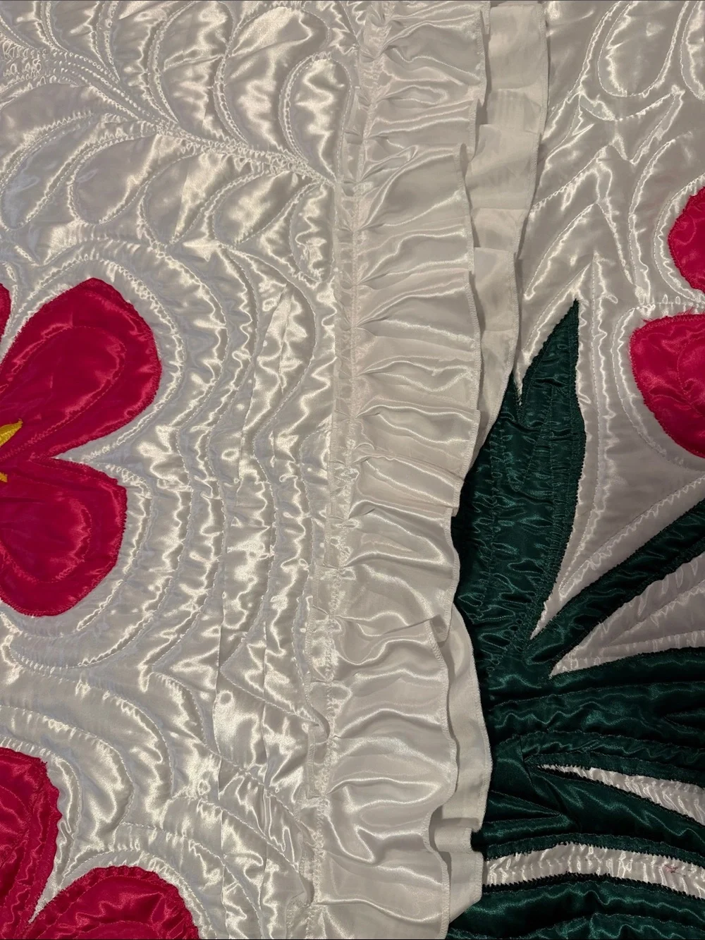 Hawaiian traditional style hand made king size quilt